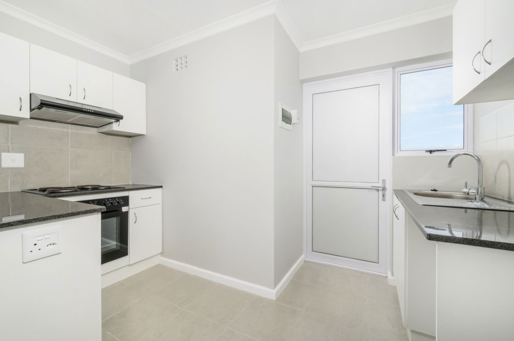 Apartment for sale in Fairview, Port Elizabeth, Gqeberha - 1PLZ1689898 Apartment for sale in Fairview, Port Elizabeth, Gqeberha - 1PLZ1689898