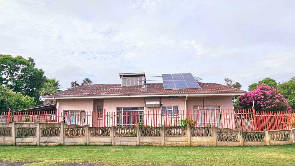 Commercial Building for sale in Lydenburg (Mashishing) - 1LY1690153 Commercial Building for sale in Lydenburg (Mashishing) - 1LY1690153