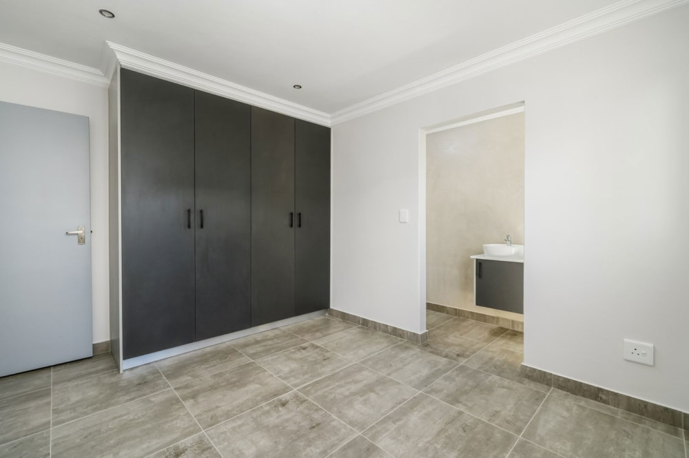 House for sale in Rowallan Park - 1PLZ1689989 House for sale in Rowallan Park - 1PLZ1689989