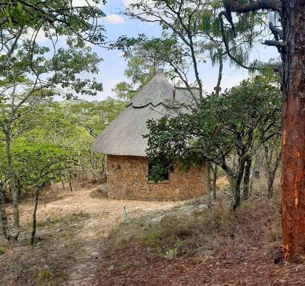 Garden cottage sold in Juliasdale, Zimbabwe - 3ZB1690096 Garden cottage sold in Juliasdale, Zimbabwe - 3ZB1690096