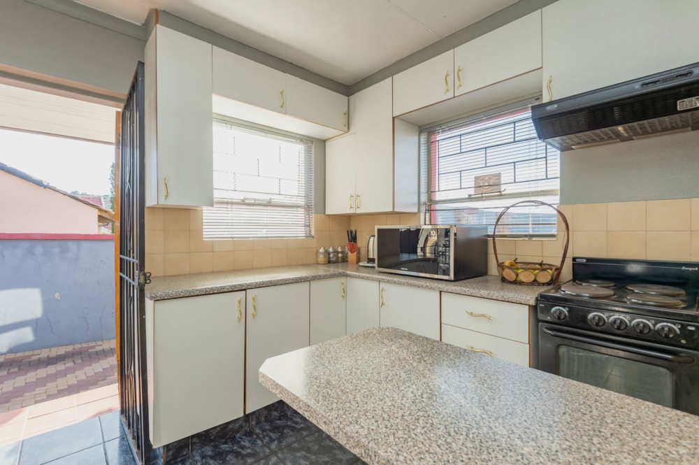 House sold in Zakariyya Park - 1GV1690120 House sold in Zakariyya Park - 1GV1690120