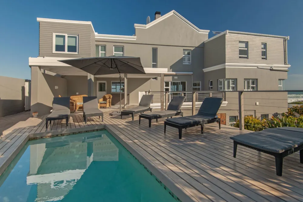 Guesthouse sold in Sandbaai - PGLAG1690130 Guesthouse sold in Sandbaai - PGLAG1690130