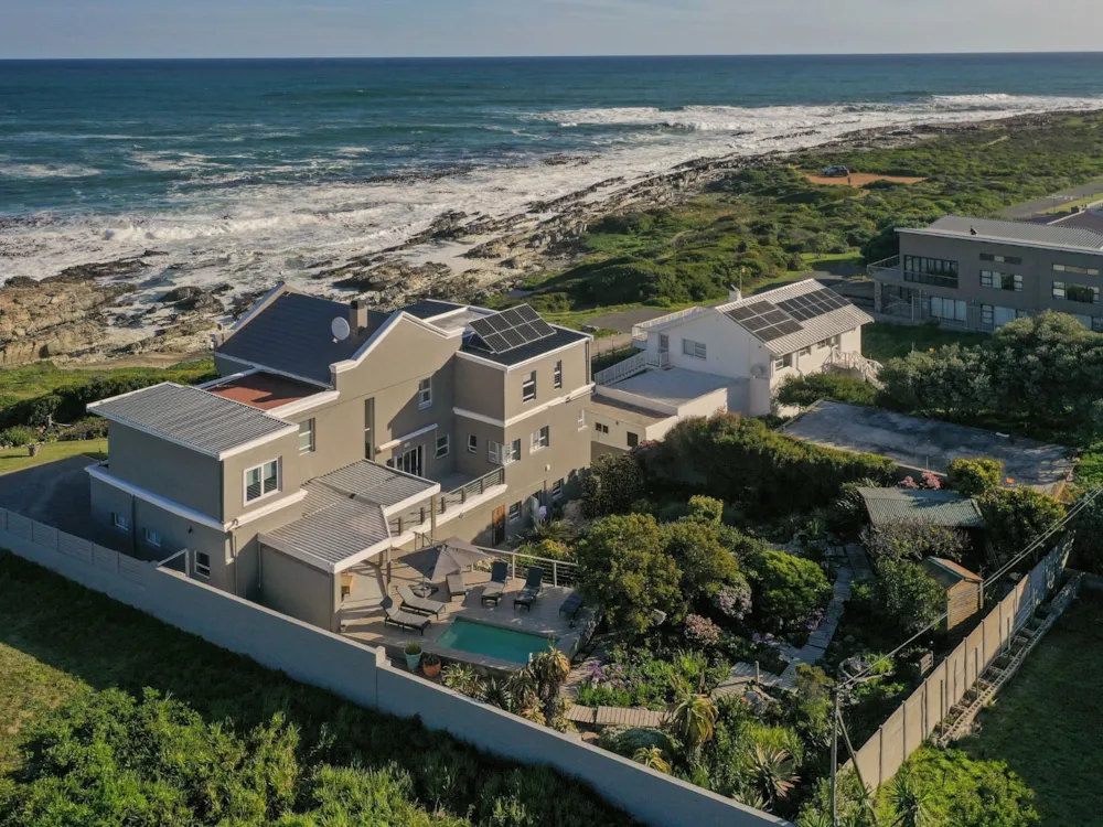 Guesthouse sold in Sandbaai - PGLAG1690130 Guesthouse sold in Sandbaai - PGLAG1690130