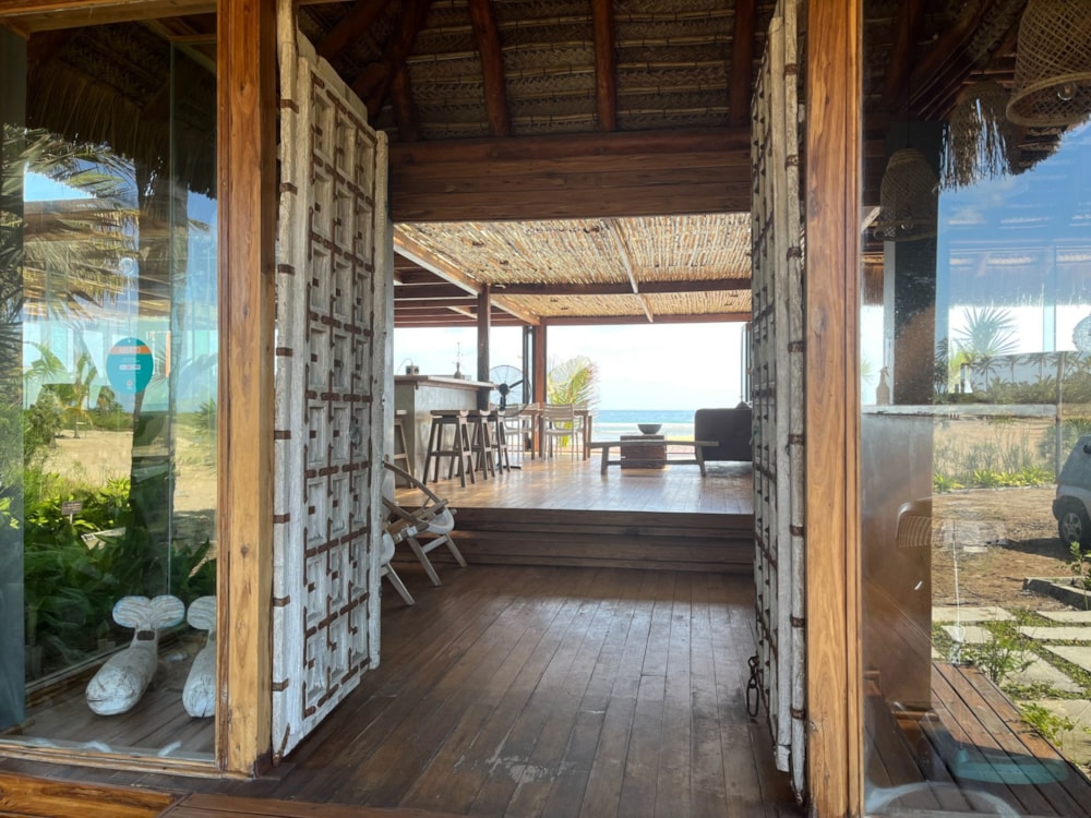 Beach resort for sale in Praia da Barra, Mozambique - 3MQ1690149