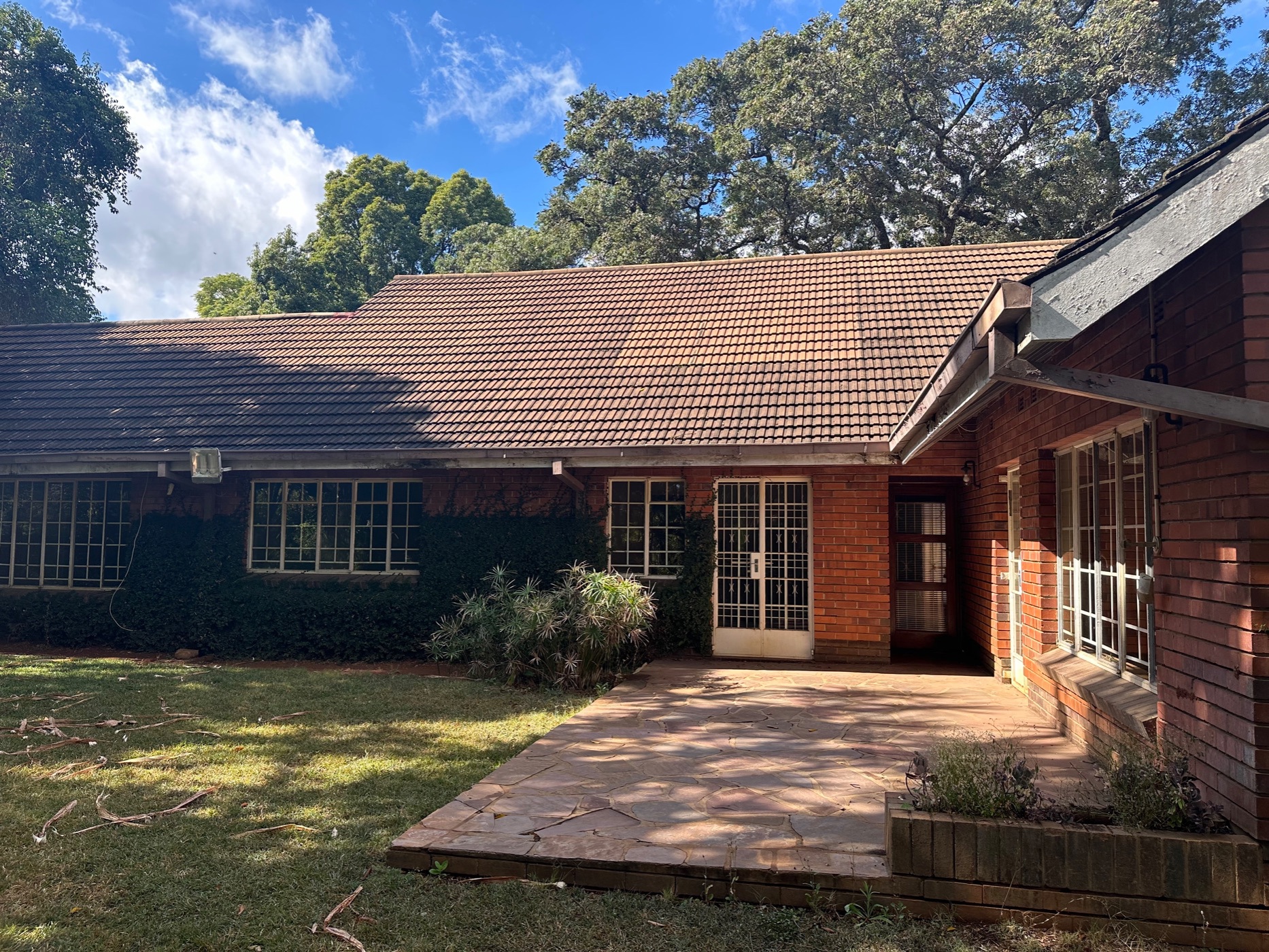 House sold in Chisipite, Zimbabwe - 3ZB1690150