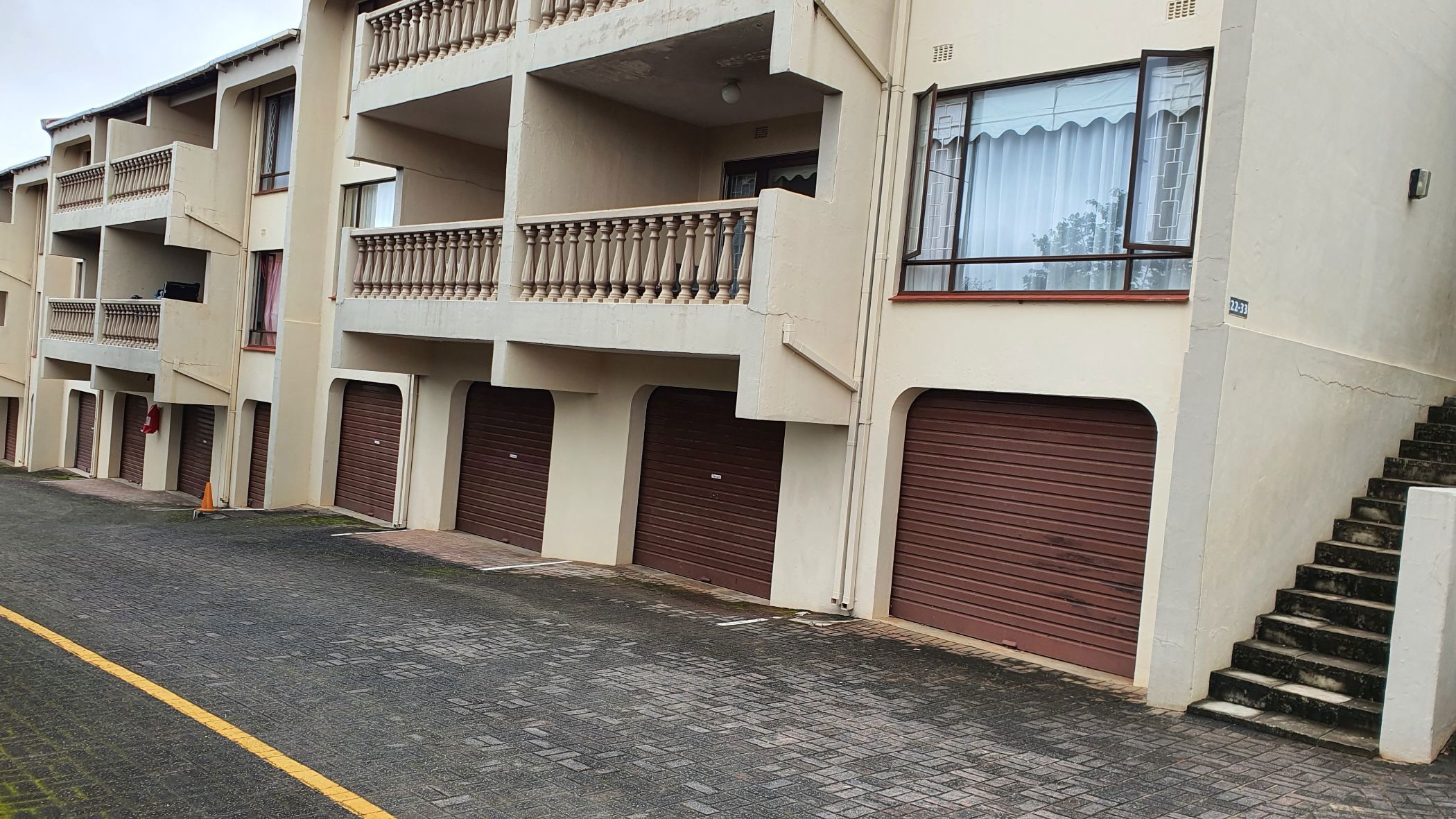 Townhouse for sale in Port Edward - 1PD1690158