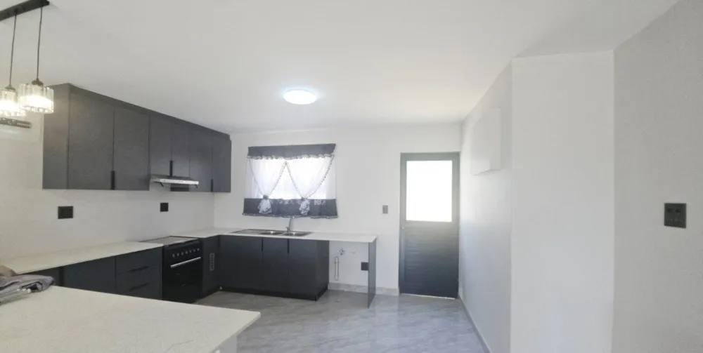 Apartment to rent in Mount Moreland - 1ND1690172