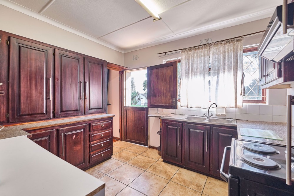 House for sale in Athlone Park - 1WB1691169 House for sale in Athlone Park - 1WB1691169