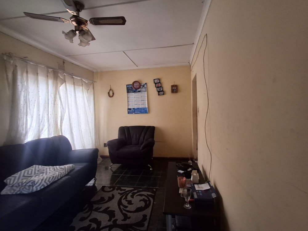 House for sale in Esikhawini - 1RY1690473 House for sale in Esikhawini - 1RY1690473