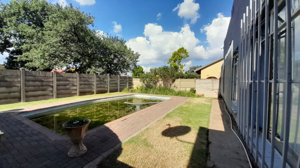 House for sale in Vanderbijlpark SE 6 - 1VT1690517 House for sale in Vanderbijlpark SE 6 - 1VT1690517