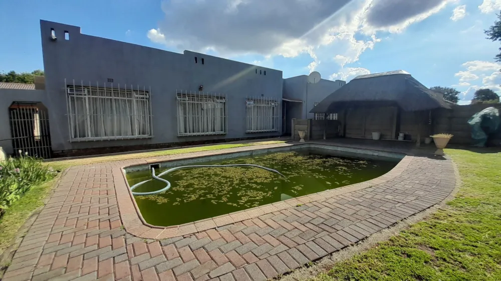 House for sale in Vanderbijlpark SE 6 - 1VT1690517 House for sale in Vanderbijlpark SE 6 - 1VT1690517