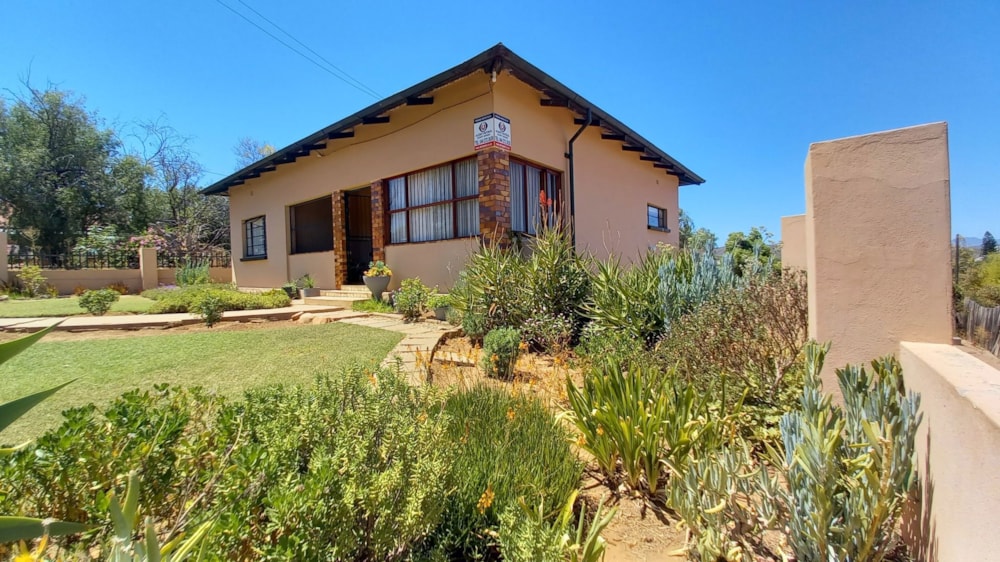 House sold in Oudtshoorn South - 1OU1690617 House sold in Oudtshoorn South - 1OU1690617