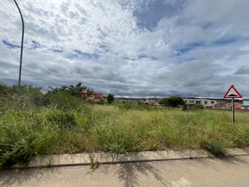 Vacant land sold in Serela View - 1PS1691250 Vacant land sold in Serela View - 1PS1691250