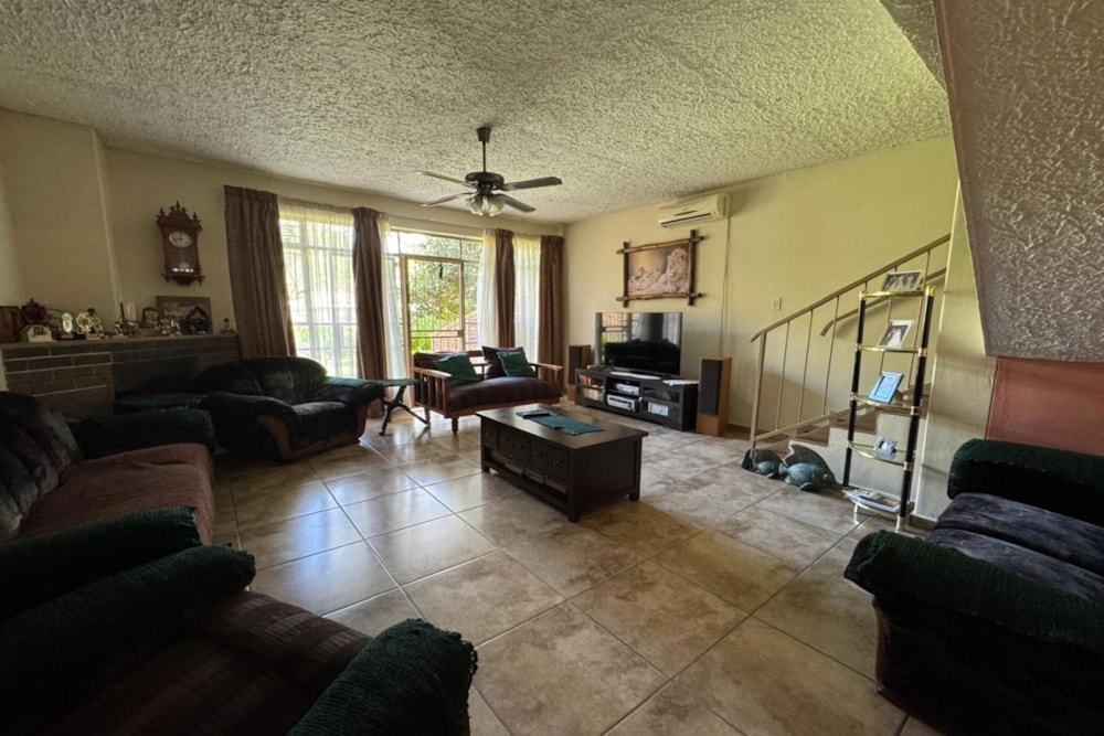 Townhouse sold in Middelburg Central (Mpumalanga Central)  - 1MD1690620