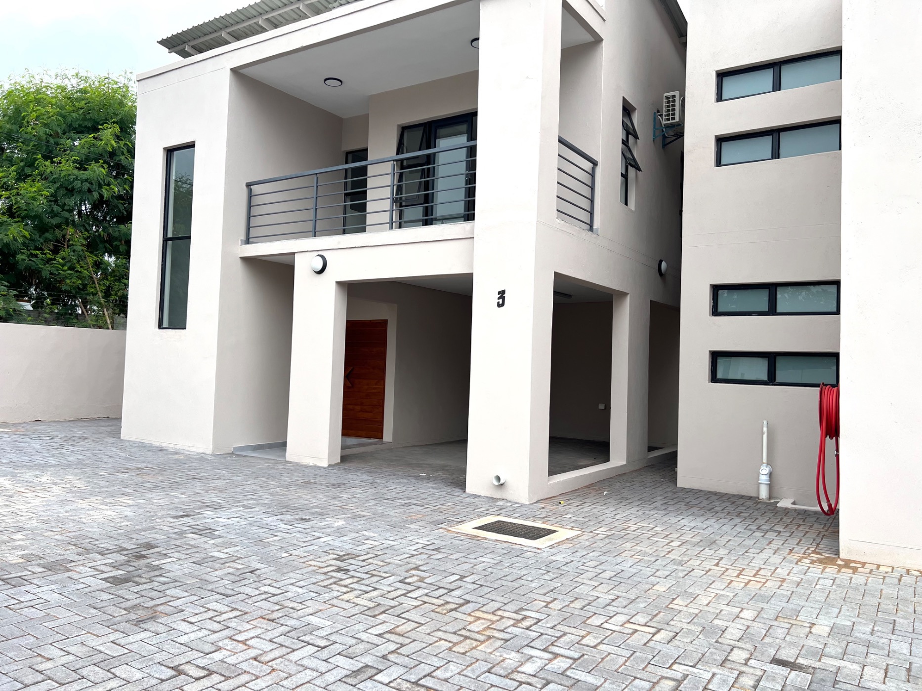 Townhouse let in Broadhurst, Botswana - 3BO1690635