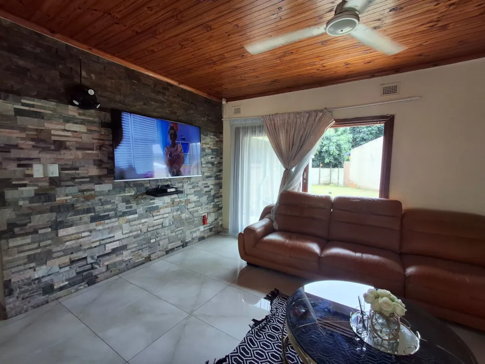 House for sale in Veldenvlei - 1RY1690689