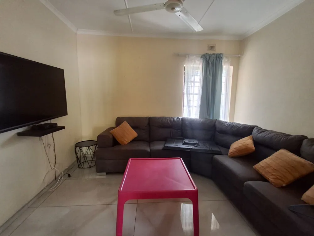 House for sale in Veldenvlei - 1RY1690689