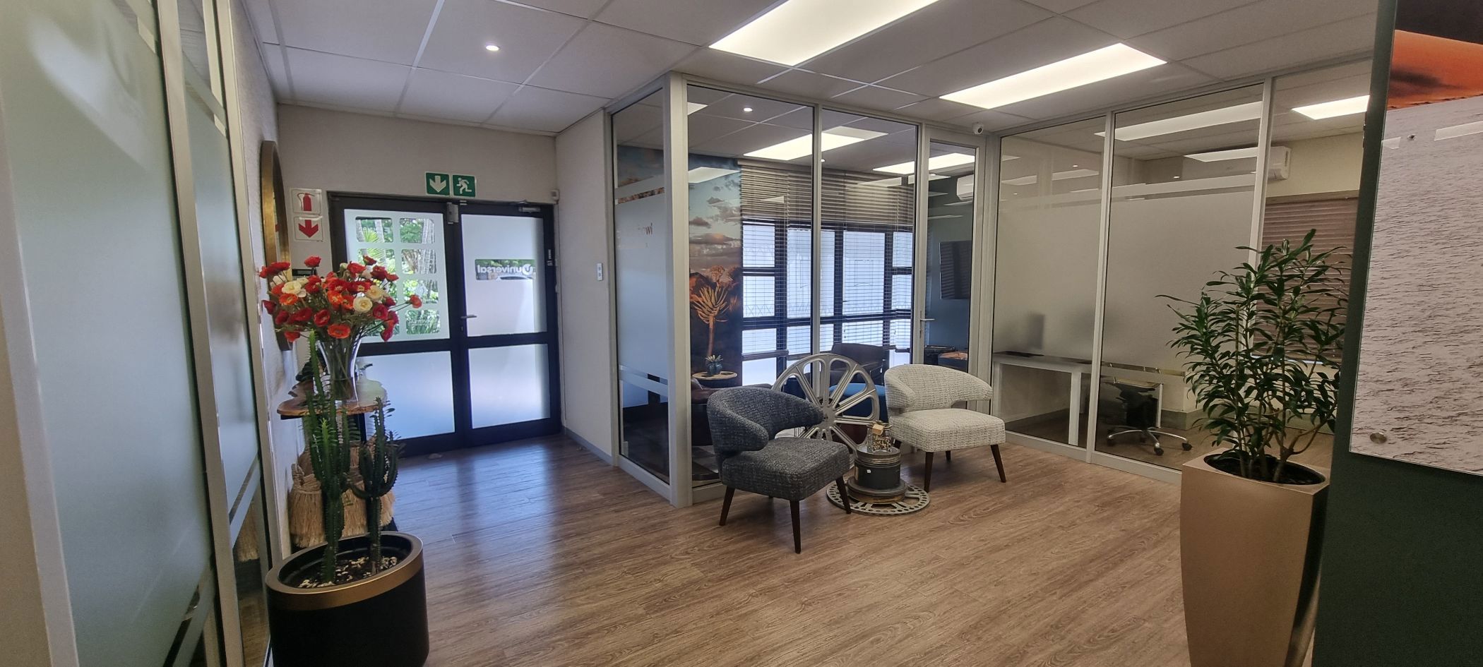 Commercial business to rent in Chelmsfordville - 1KF1690743