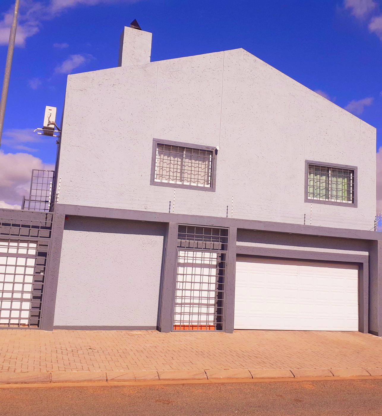 House for sale in Cimbebasia, Namibia - 3NM1690849