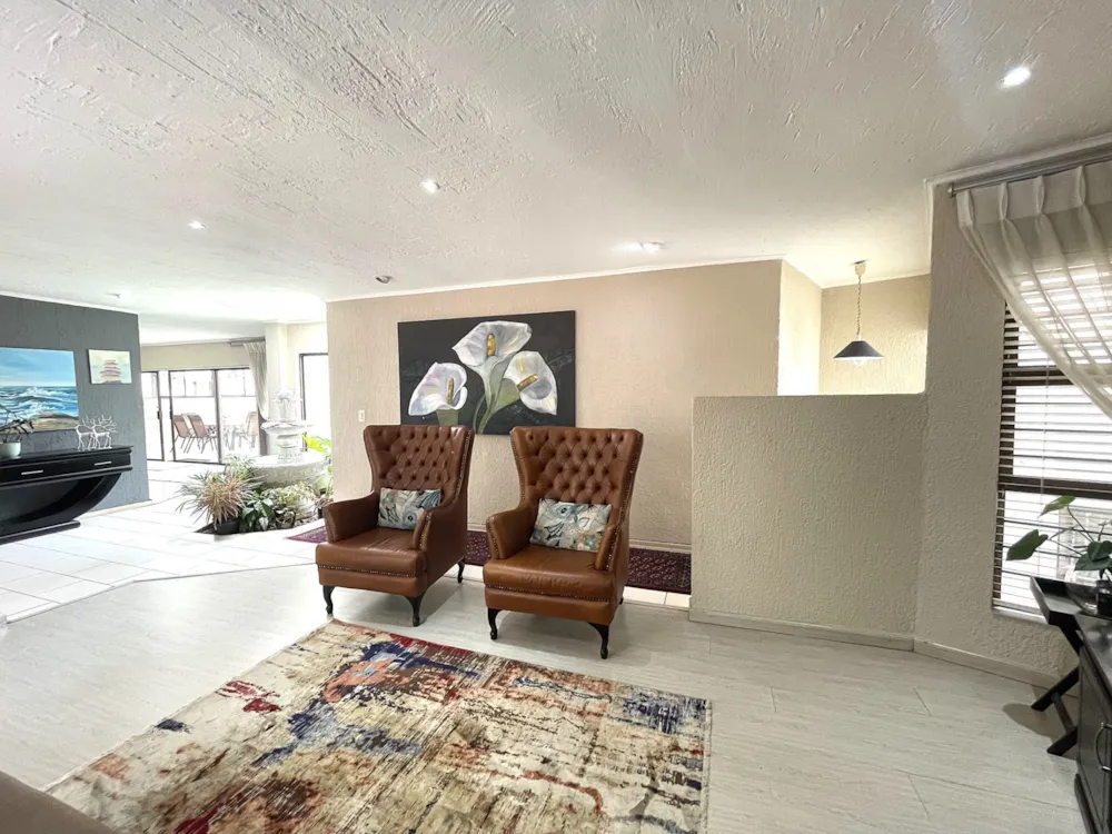 Double-storey house for sale in Constantia Kloof - RAN1711611