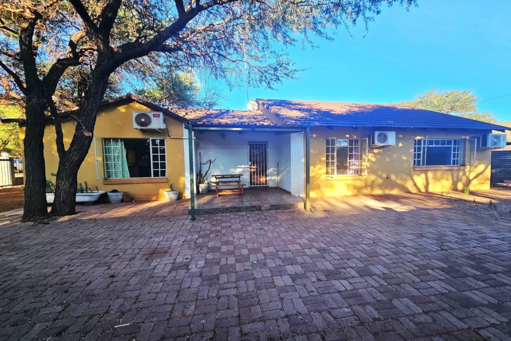 House to rent in Kathu - 1RN1746747