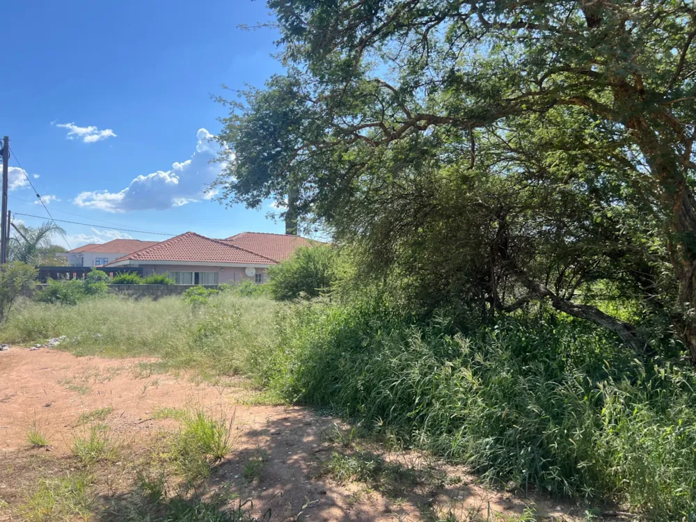 Vacant land for sale in Gaborone North, Botswana - 3BO1694413 Vacant land for sale in Gaborone North, Botswana - 3BO1694413