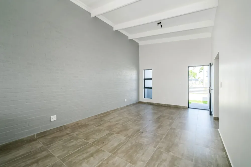 House for sale in Rowallan Park - 1PLZ1690855 House for sale in Rowallan Park - 1PLZ1690855