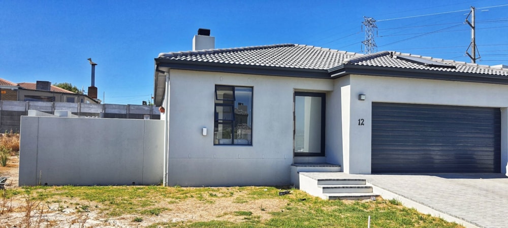 House let in Rouxville, Kuils River - 1KV1690907 House let in Rouxville, Kuils River - 1KV1690907