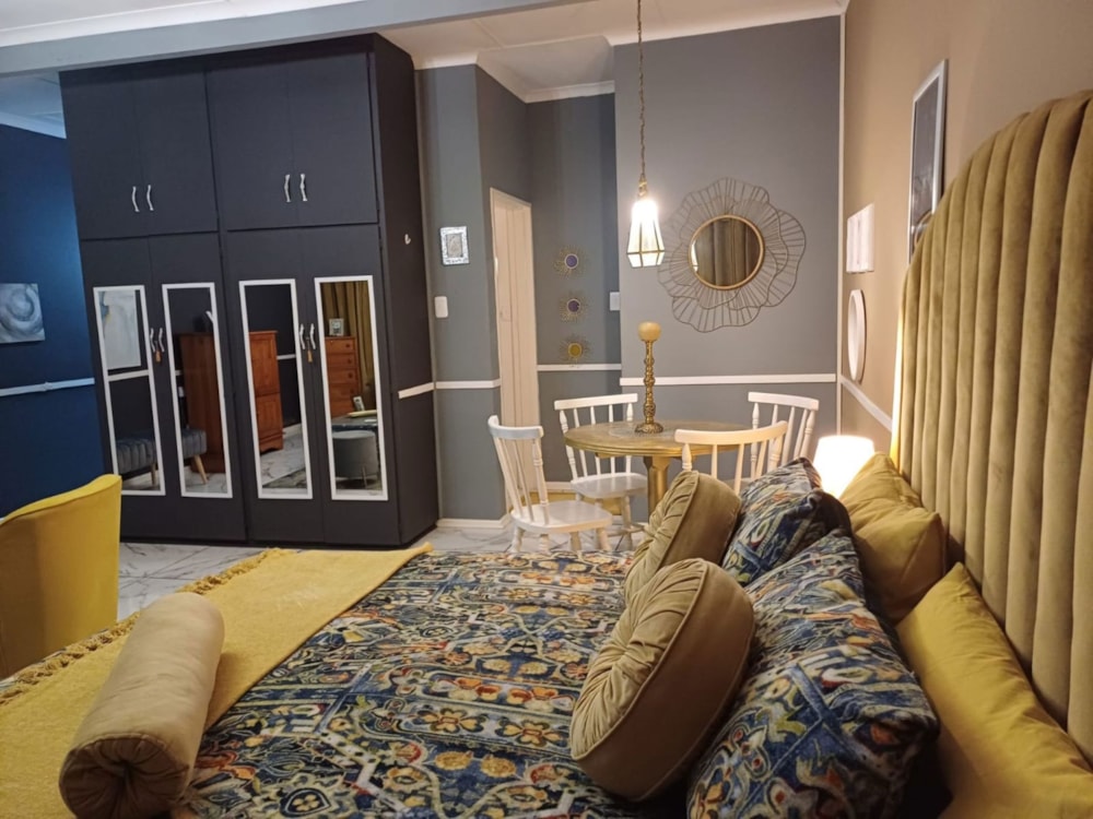 Studio apartment sold in Wesbank, Oudtshoorn - 1OU1691319 Studio apartment sold in Wesbank, Oudtshoorn - 1OU1691319