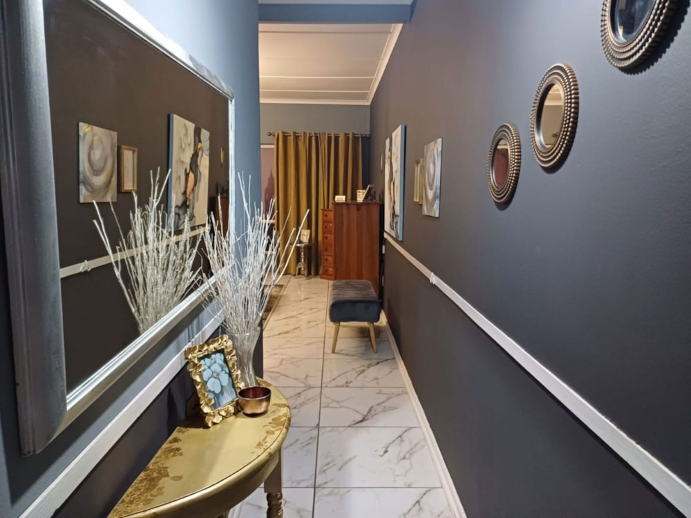 Studio apartment sold in Wesbank, Oudtshoorn - 1OU1691319 Studio apartment sold in Wesbank, Oudtshoorn - 1OU1691319