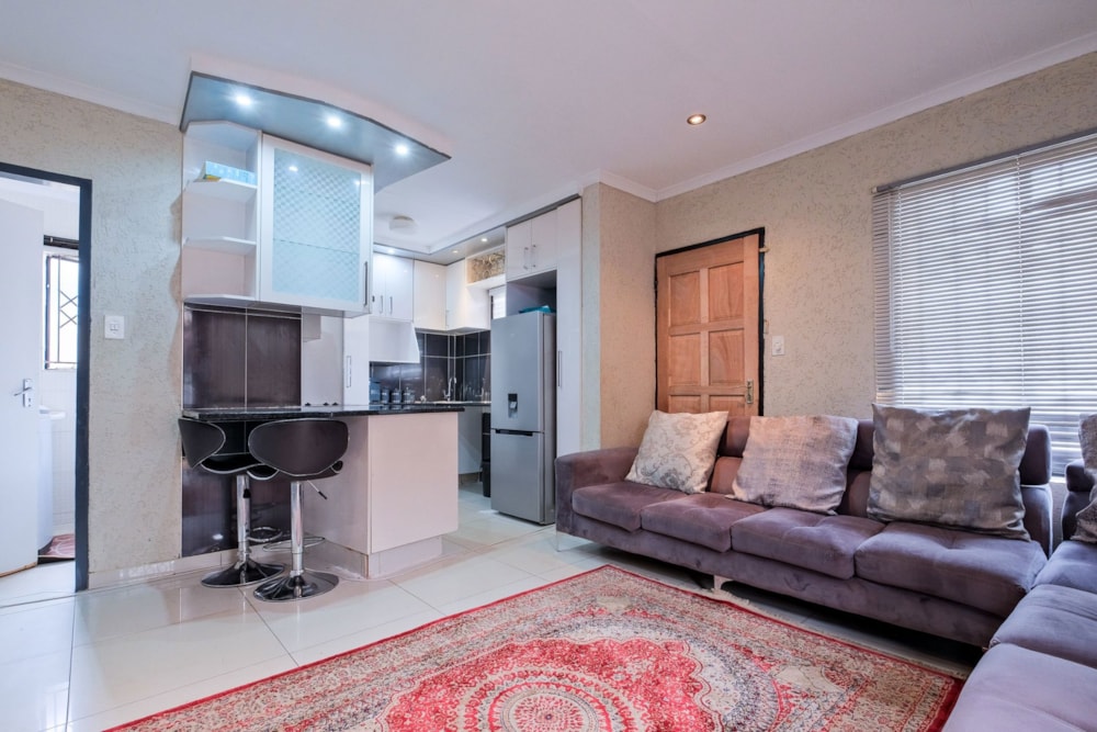 House sold in Protea Glen - RDT1691122