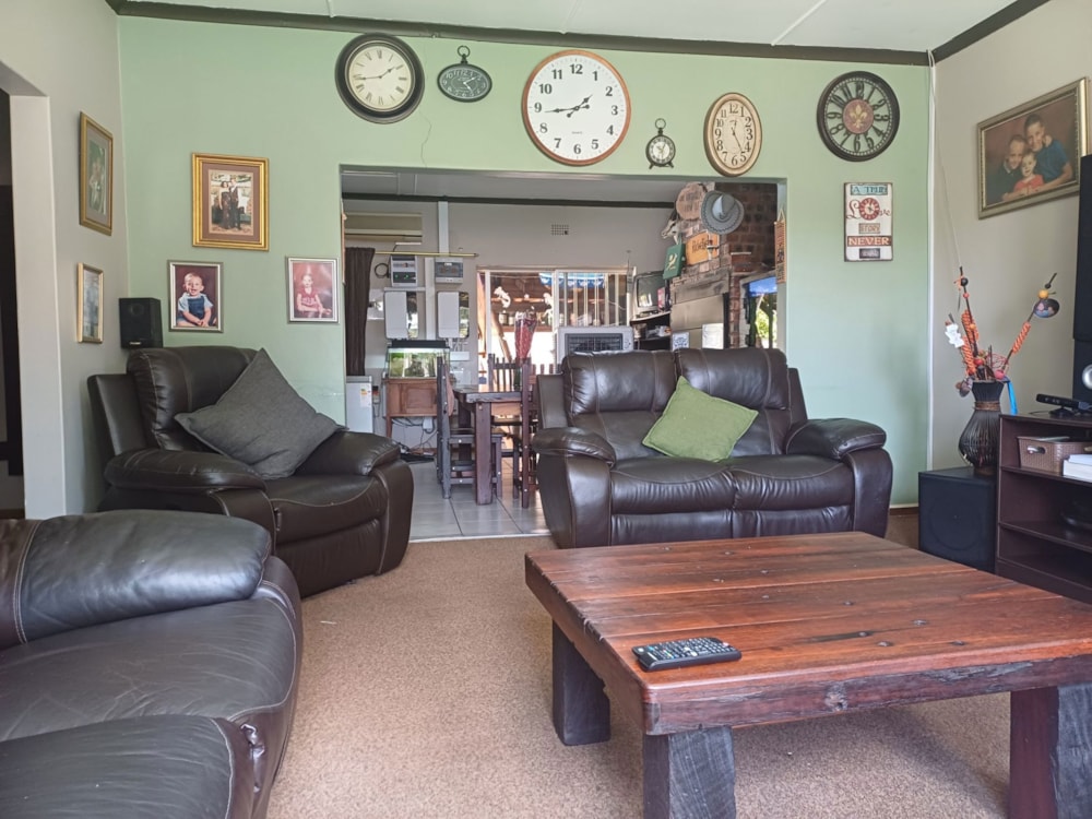 House for sale in Flora Park, Upington - 1KAH1691073