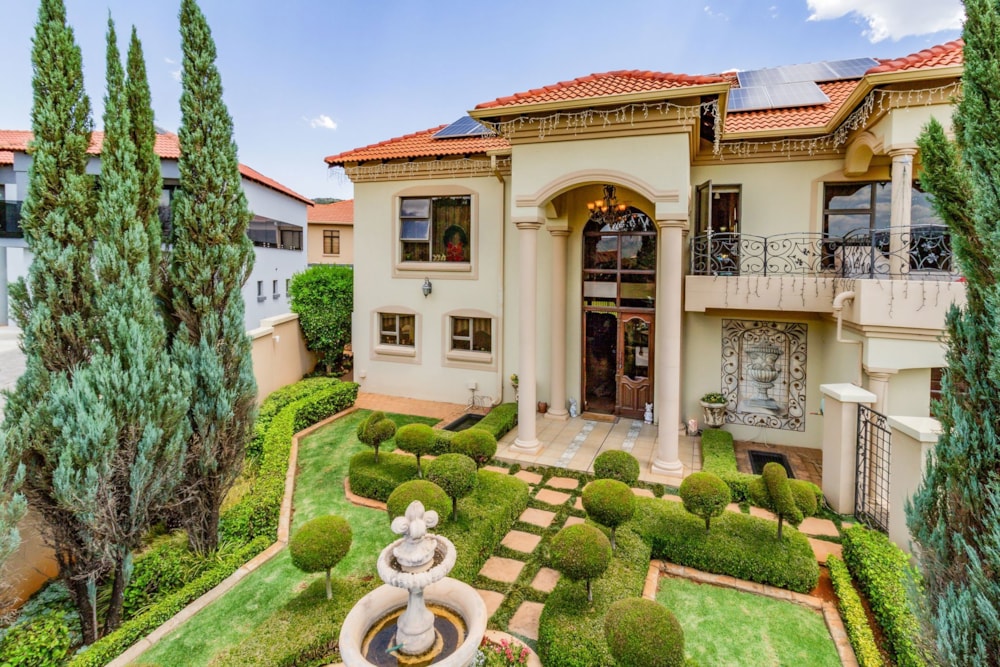 Security estate home for sale in Xanadu - 1HR1691140