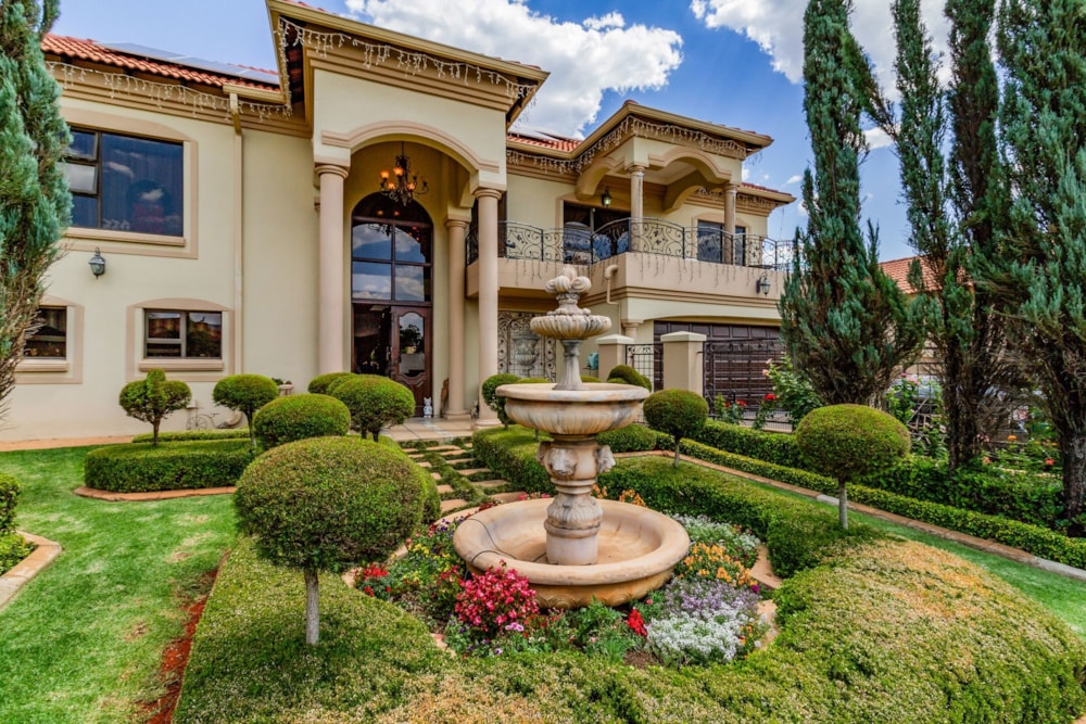 Security estate home for sale in Xanadu - 1HR1691140