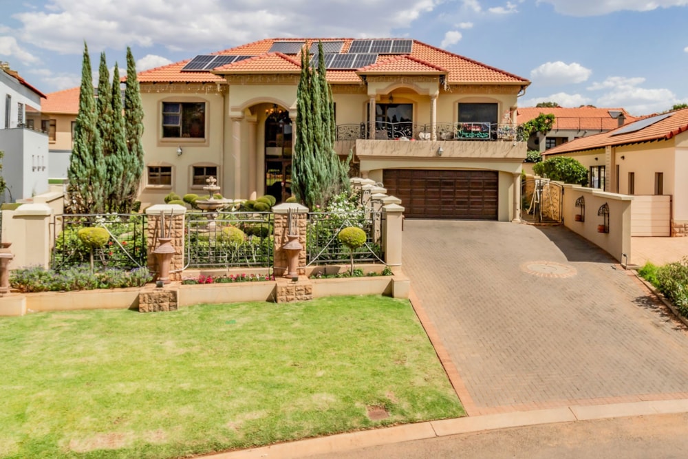 Security estate home for sale in Xanadu - 1HR1691140