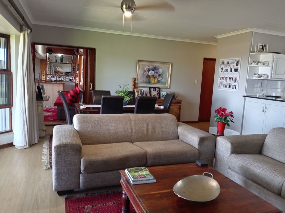 Townhouse sold in Uvongo - 1PSH1691267 Townhouse sold in Uvongo - 1PSH1691267