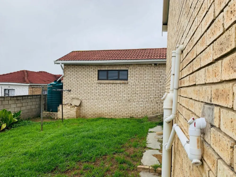 House for sale in King Williams Town (Qonce) - 1MH1691228 House for sale in King Williams Town (Qonce) - 1MH1691228