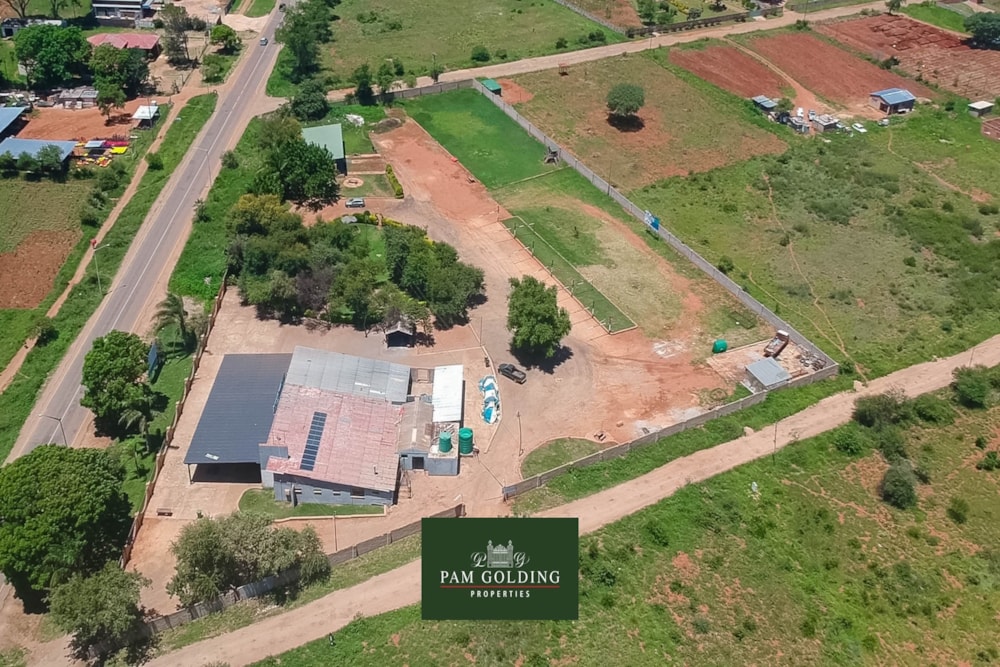 Commercial restaurant for sale in Matabeleland, Zimbabwe - 3ZB1691256