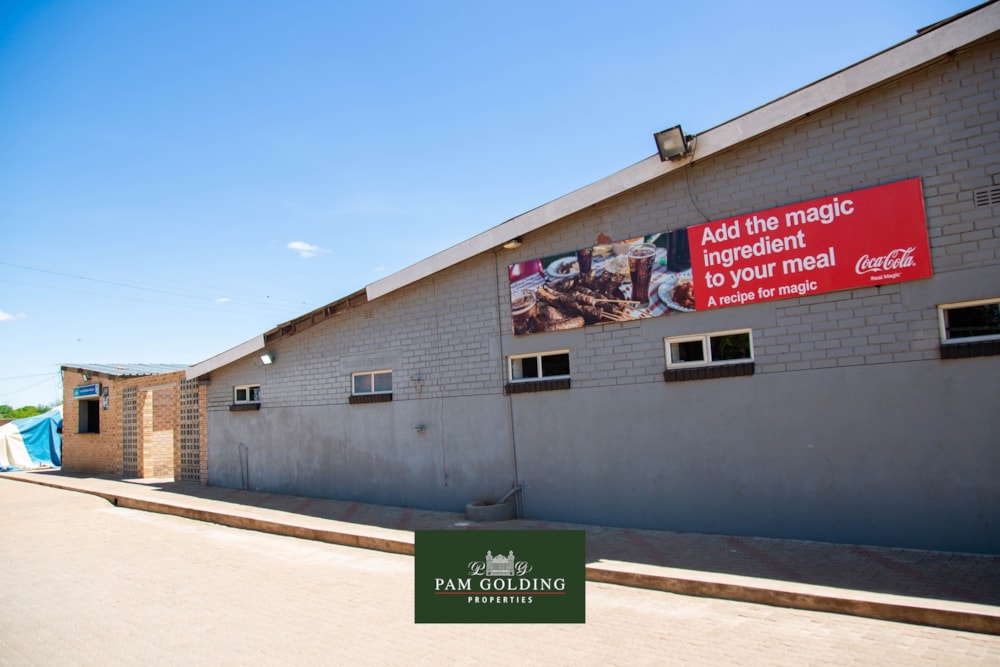 Commercial restaurant for sale in Matabeleland, Zimbabwe - 3ZB1691256