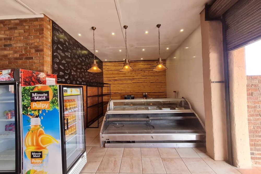 Commercial Building for sale in Matabeleland, Zimbabwe - 3ZB1691261