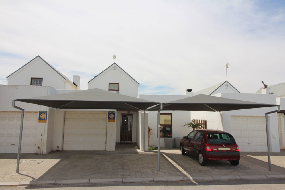 House sold in Velddrif - LA1691500