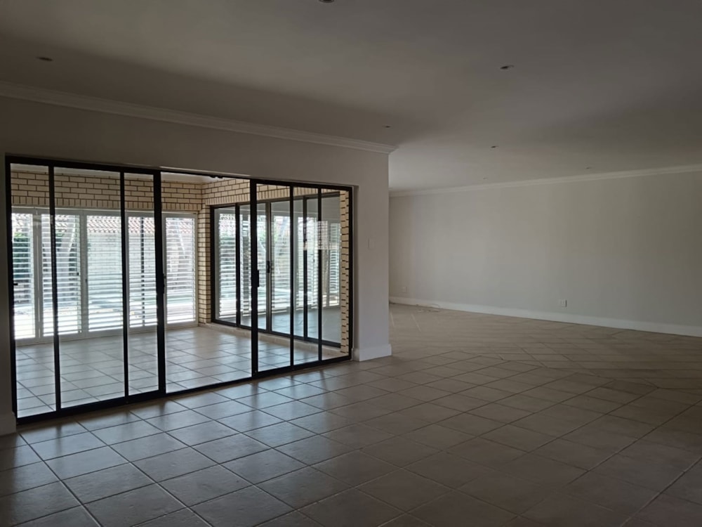 Security complex home let in Summerstrand - 1PLZ1691523 Security complex home let in Summerstrand - 1PLZ1691523