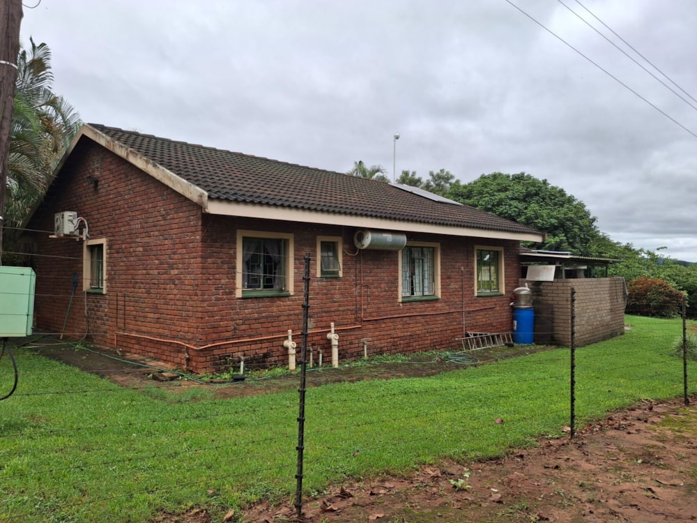 Smallholding for sale in Lushof A H - 1TA1692005