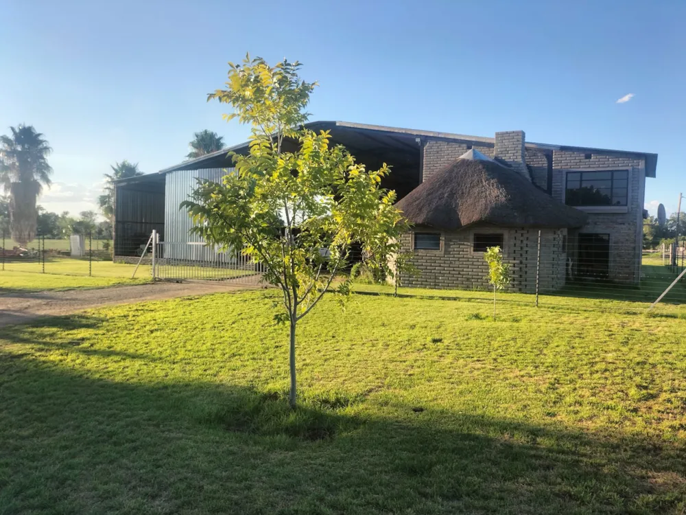 Smallholding for sale in Douglas - 1KJ1691418