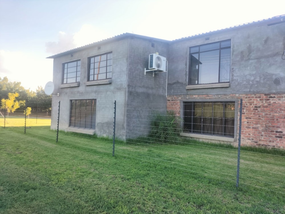 Smallholding for sale in Douglas - 1KJ1691418