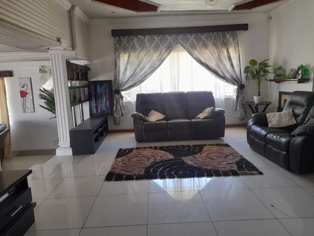 House for sale in Queenstown - 1MH1691472