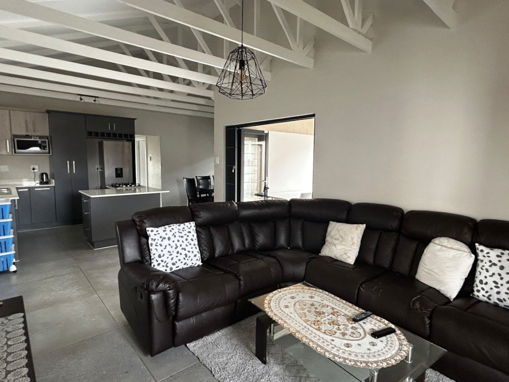 House for sale in Fairview, Port Elizabeth, Gqeberha - 1PLZ1691563 House for sale in Fairview, Port Elizabeth, Gqeberha - 1PLZ1691563