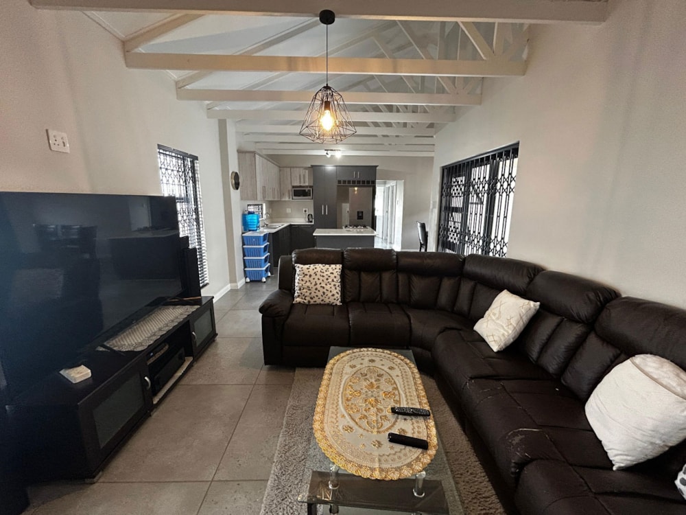 House for sale in Fairview, Port Elizabeth, Gqeberha - 1PLZ1691563 House for sale in Fairview, Port Elizabeth, Gqeberha - 1PLZ1691563