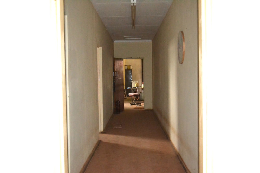 Commercial Building sold in Mookgopong (Naboomspruit) - 1MDM1691647 Commercial Building sold in Mookgopong (Naboomspruit) - 1MDM1691647