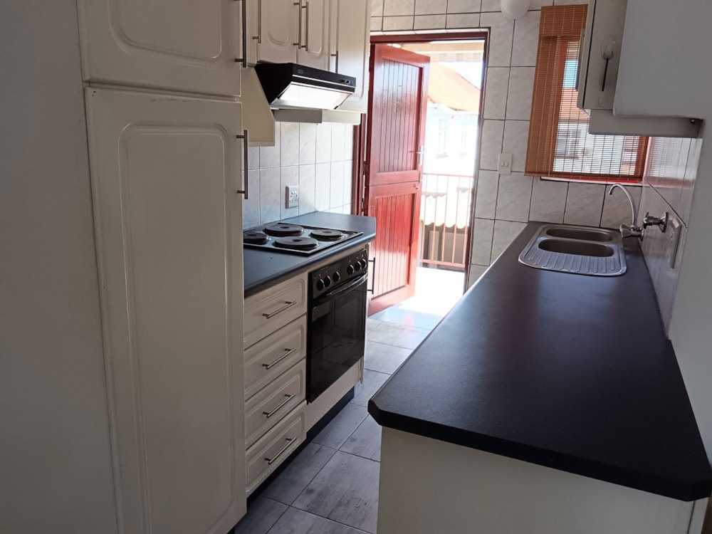 Apartment sold in Scottburgh - 1si1691679 Apartment sold in Scottburgh - 1si1691679